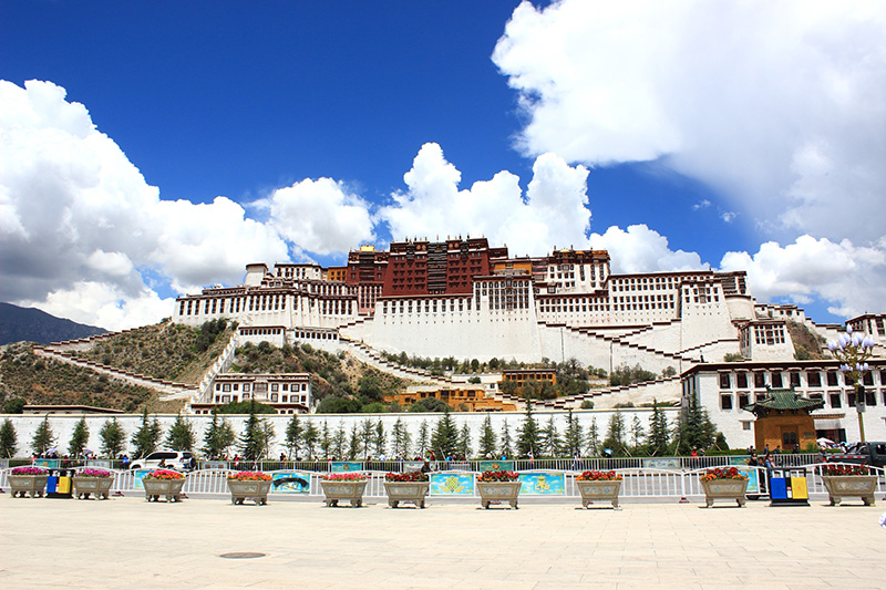 Classic Tibet - The Roof of the World Lhasa, Gyantse & Shigatse