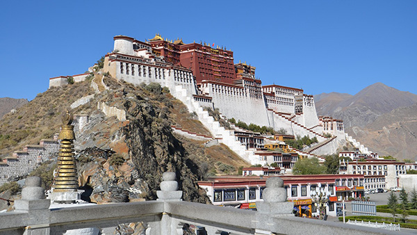 Day 2 Lhasa (B/L)