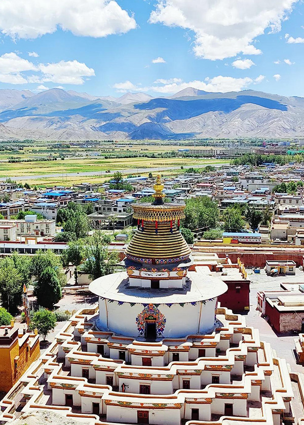 Day 4 Gyantse drive to Shigatse (B/L/D)