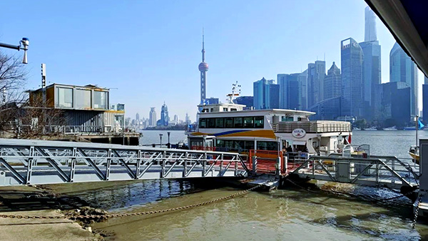 ・1:30 PM: Cross the River to Pudong