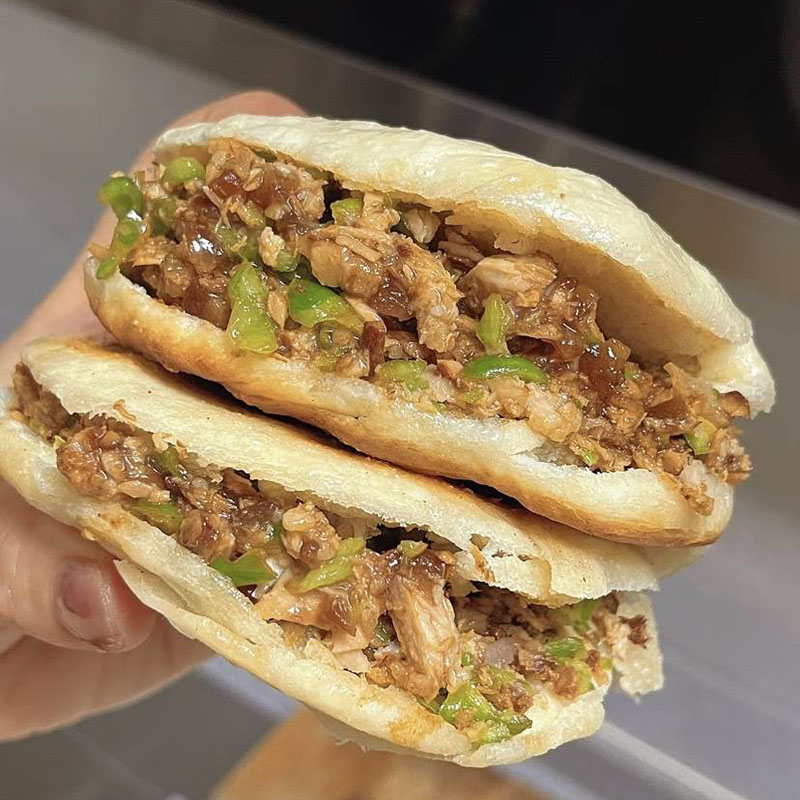 Lunch (1:00 PM - 2:00 PM): A Taste of Xi'an