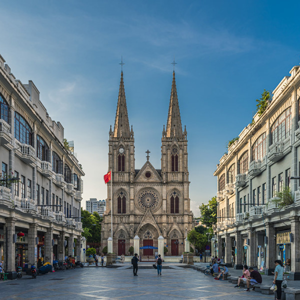 Guangzhou One-Day Tour: Local Markets & Historic Charm